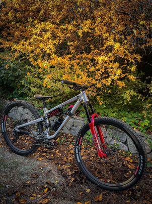 Commencal - Meta, 2023