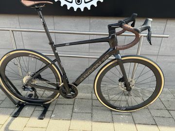 Argon 18 Krypton Shimano 105 Di2 2024 Road & Gravel usato
