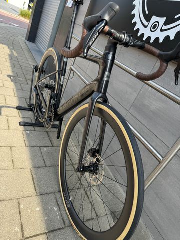 Argon 18 Krypton Shimano 105 Di2 2024 Road & Gravel d'occasion — image 7 sur 15
