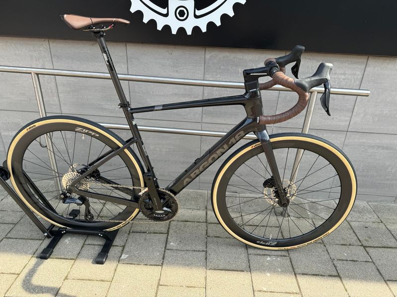 Argon 18 Krypton Shimano 105 Di2 2024 Road & Gravel d'occasion — image 13 sur 15