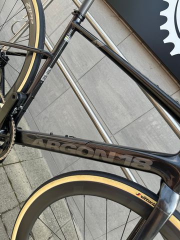 Argon 18 Krypton Shimano 105 Di2 2024 Road & Gravel d'occasion — image 14 sur 15