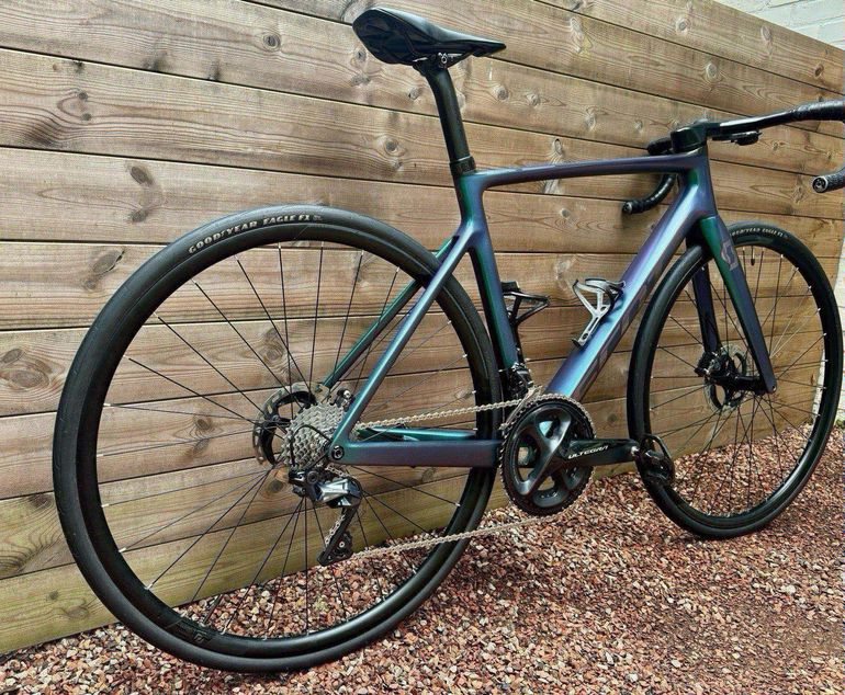 Scott Addict RC 30 prism used in M buycycle UK