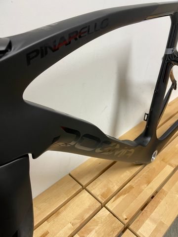 Brugt Pinarello Dogma F Disc 2023 Frameset 2023 Road & Gravel — billede 3 af 4