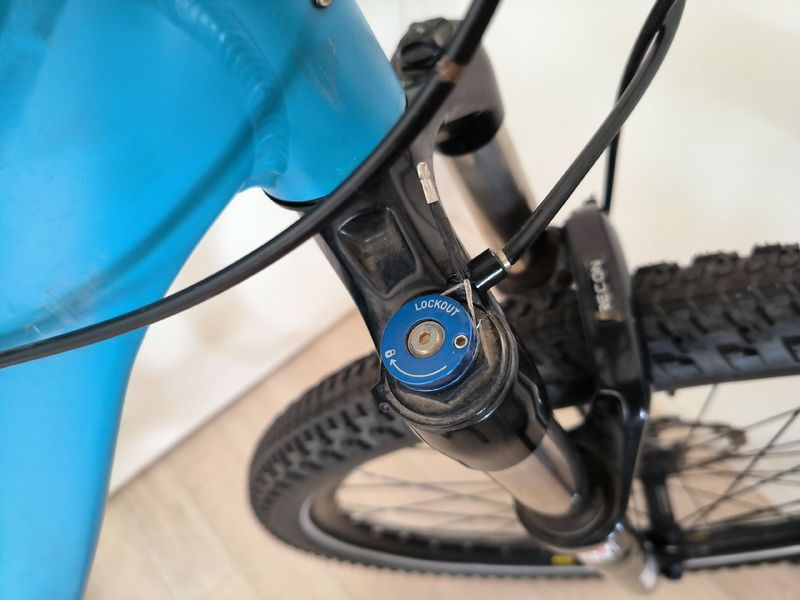 Used Marin bob cat trail 9.7 ltd blue série limitée 2017 Mountainbike, Blue — image 3 of 27