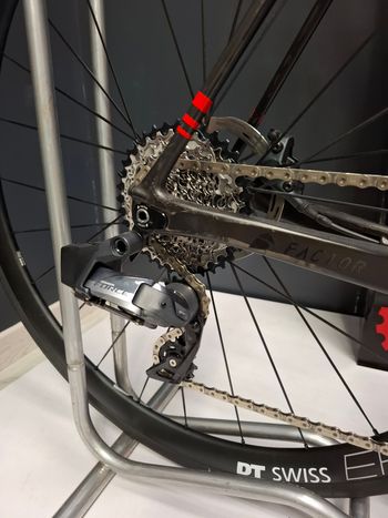 Used Factor O2 VAM Frameset 2021 Road & Gravel, Black — image 3 of 4