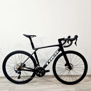 Trek - Madone SL5 Gen8. M., 2025