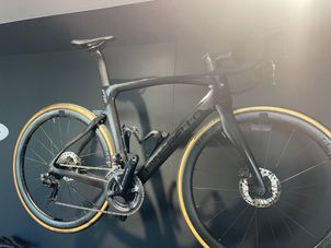 Pinarello - DOGMA F12 DURA ACE Di2 Disc 2022, 2022