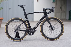 Pinarello - Dogma F, 2024