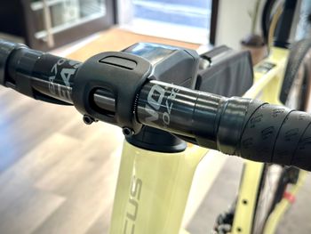 Używany Focus ATLAS 8.8 2022 2022 Road & Gravel — zdjęcie 7 z 8