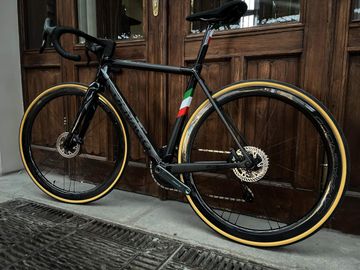 Used Colnago C64 Disc + Super Record EPS + Bora WTO 2024 Road & Gravel, Black — image 10 of 15