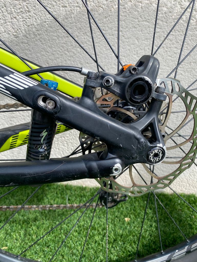 Used Specialized Men's Epic Comp 2018 2018 Mountainbike, Black, 29 — image 9 of 14