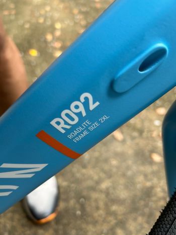 Used Canyon Roadlite 4 2023 Road & Gravel, Blue — image 4 of 5