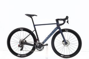 Focus - Izalco Max  AXS 12V, 