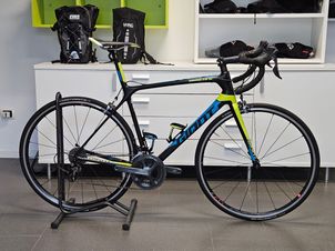 Giant - TCR Advanced SL 2 2017, 2017