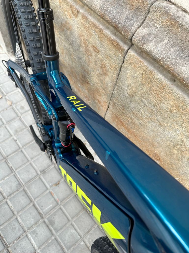 Brugt Trek Rail 7 Gen 2 2023 2023 Mountainbike — billede 10 af 12