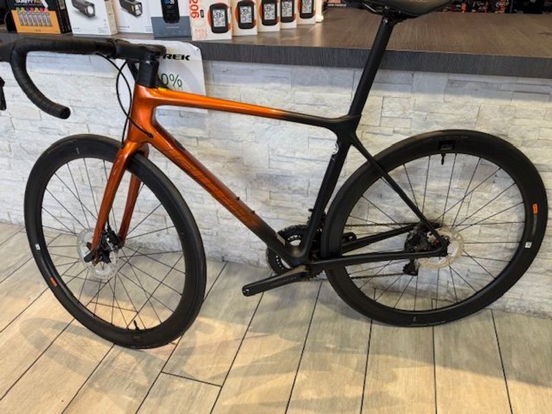 Used Giant TCR Advanced Pro Disc 0 Ultegra Di2 2022 2022 Road & Gravel