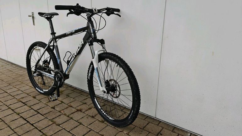 Used Merida Matts 300 TFS 2010 Mountainbike, Black — image 4 of 8