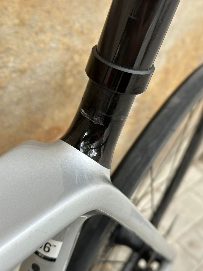 Used Trek Émonda SL 6 Pro Di2 2023 Road & Gravel, Red — image 7 of 11