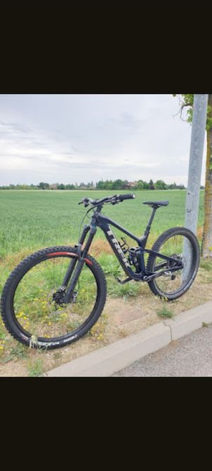 Trek - Slash 9.7 Gen 5 2023, 2023