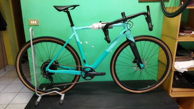 Tweedehands Bianchi Impulso Pro GRX 2023 2023 Road & Gravel — afbeelding 1 van 4
