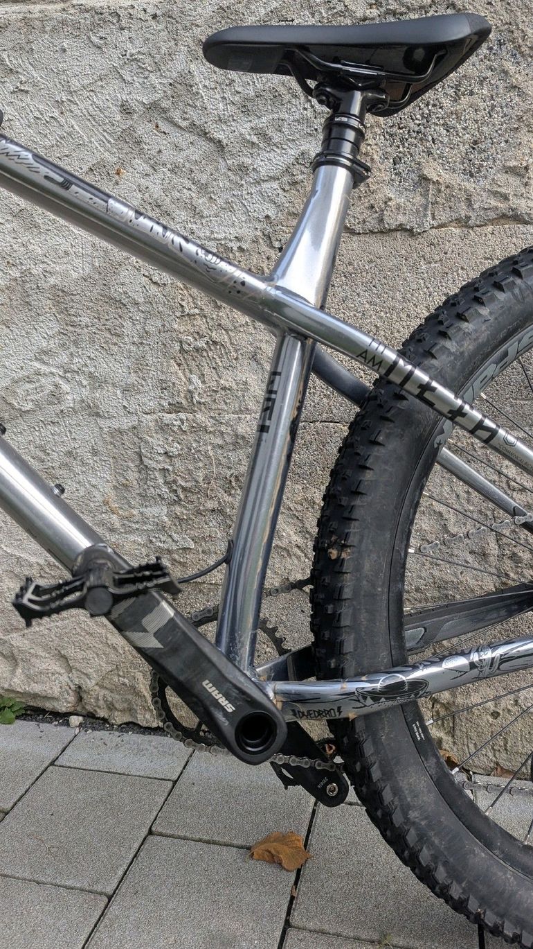 Used Commencal META HT AM ESSENTIAL 2021 2021 Mountainbike, Light Gray, 27.5 — image 25 of 33