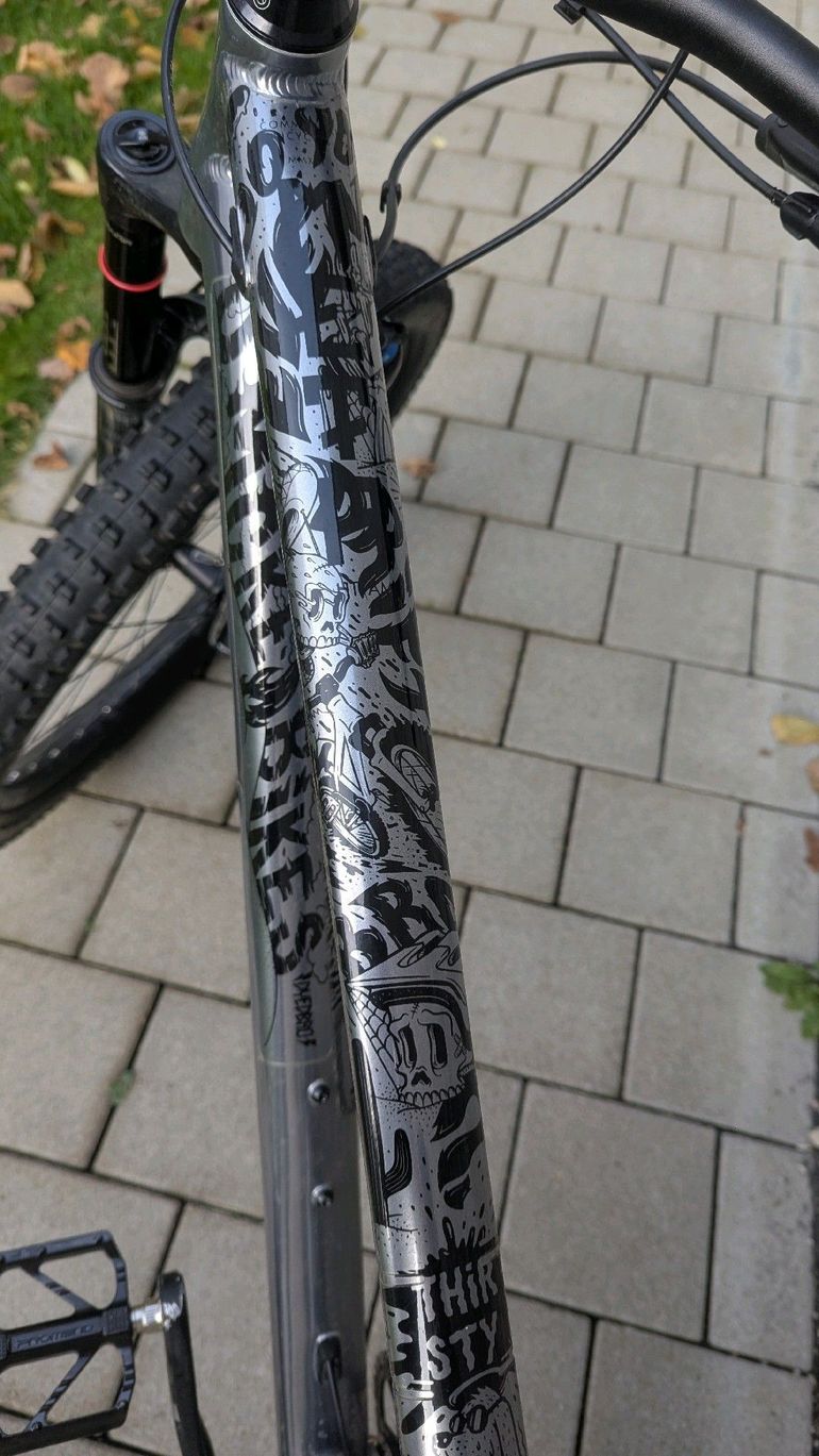 Used Commencal META HT AM ESSENTIAL 2021 2021 Mountainbike, Light Gray, 27.5 — image 29 of 33