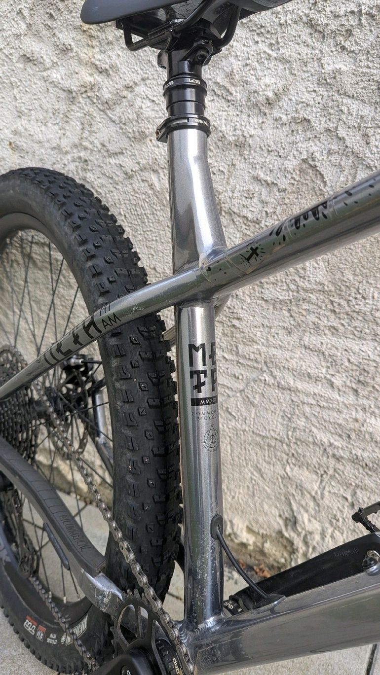 Used Commencal META HT AM ESSENTIAL 2021 2021 Mountainbike, Light Gray, 27.5 — image 20 of 33