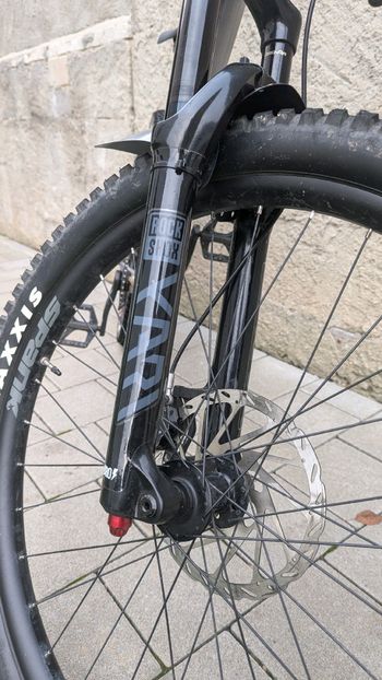 Used Commencal META HT AM ESSENTIAL 2021 2021 Mountainbike, Light Gray, 27.5 — image 27 of 33