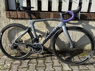 Pinarello - DOGMA F12 RED ETAP AXS Disc, 2021