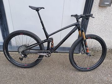 Brugt Trek Top Fuel 9.9 XTR 2020 2020 Mountainbike — billede 1 af 9