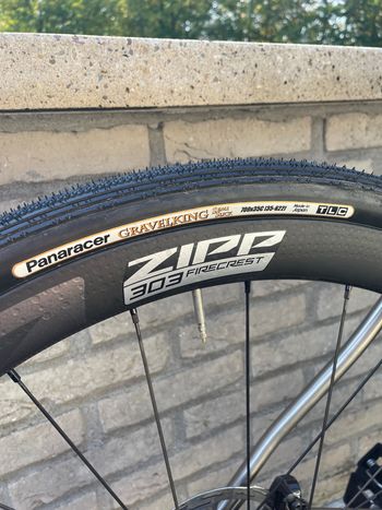 Used Revel R+ SRAM Force AXS 2023 2023 Road & Gravel — image 5 of 13