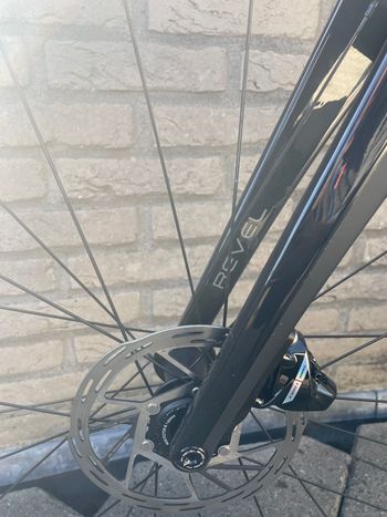 Used Revel R+ SRAM Force AXS 2023 2023 Road & Gravel — image 10 of 13
