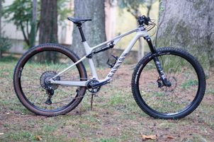 Canyon - Lux Trail CF 6 2022, 2022