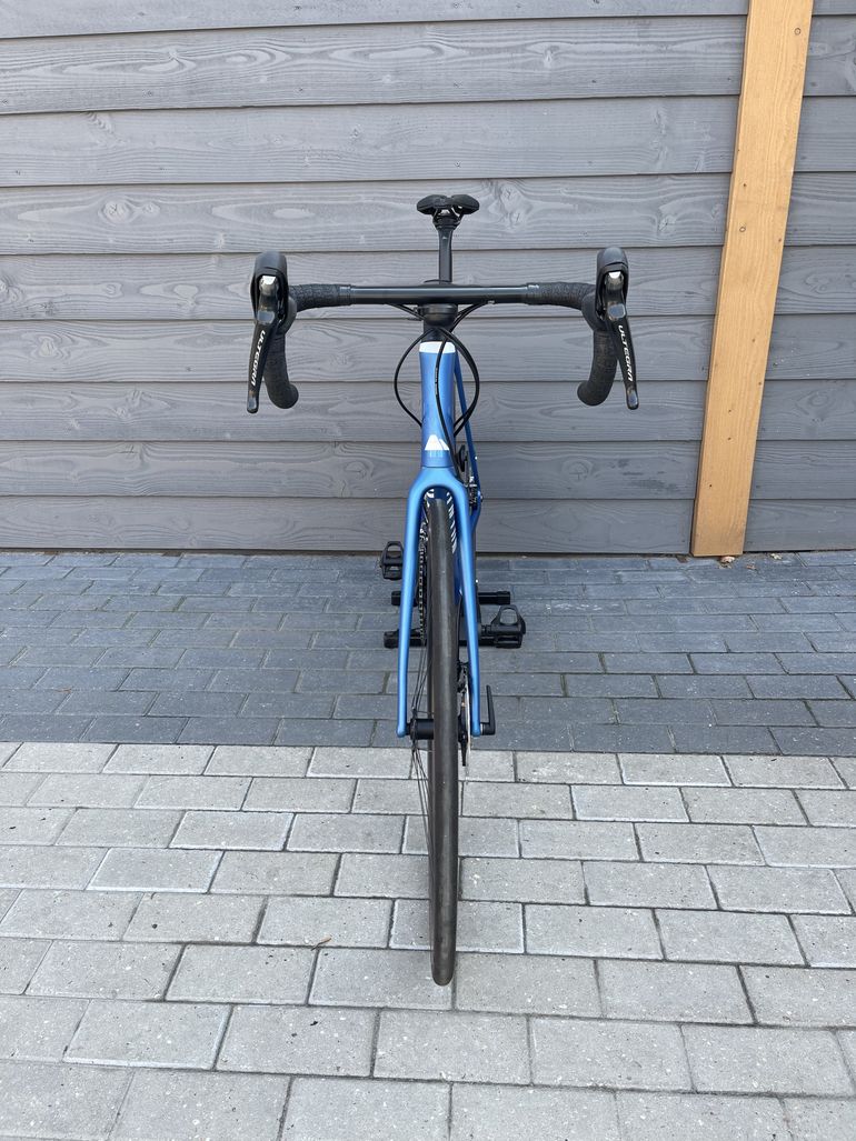 Used Canyon Ultimate CF SL 8 Disc 2022 Road & Gravel — image 8 of 14