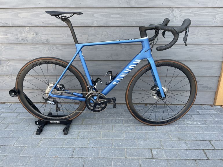 Used Canyon Ultimate CF SL 8 Disc 2022 Road & Gravel — image 4 of 14