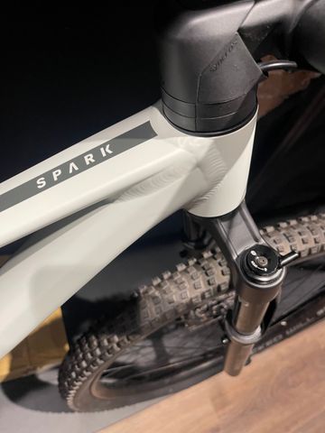 Used Scott Spark 950 2023 2023 Mountainbike, White, 29 — image 5 of 5