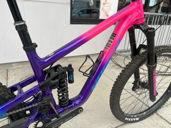 Used Norco Shore 2 2023 2023 Mountainbike — image 3 of 4