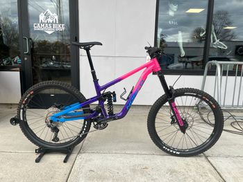 Used Norco Shore 2 2023 2023 Mountainbike — image 1 of 4