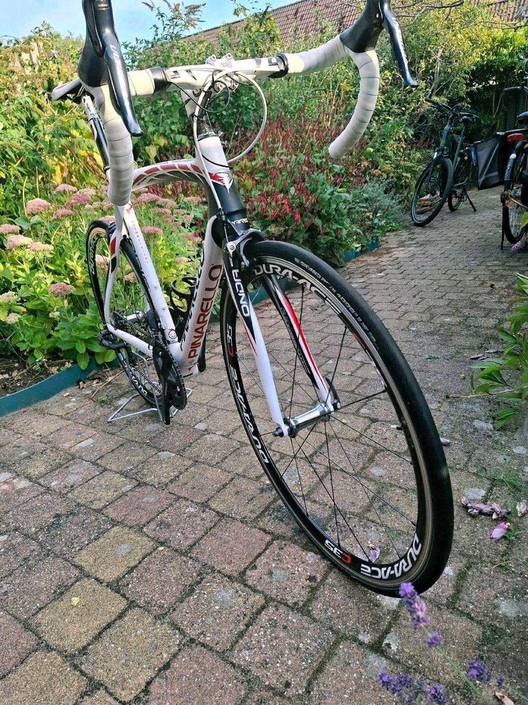 Used Pinarello Paris 105 Bike 2020 2020 Road & Gravel — image 9 of 15