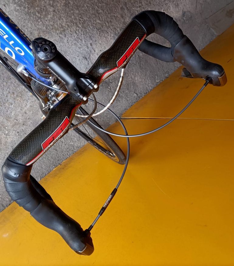 Used Pinarello Dogma magnesium AK61 2004 Road & Gravel, Blau — image 5 of 9