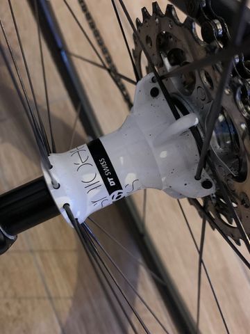 Used Trek Madone 5.2 H2 (Compact) 2012 2012 Road & Gravel, Black — image 14 of 18