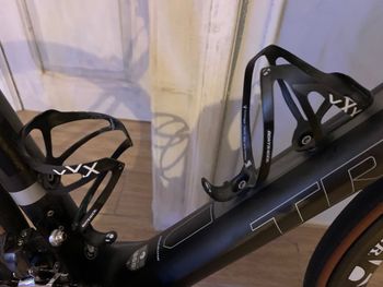 Used Trek Madone 5.2 H2 (Compact) 2012 2012 Road & Gravel, Black — image 8 of 18