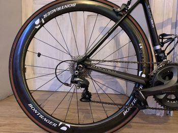 Used Trek Madone 5.2 H2 (Compact) 2012 2012 Road & Gravel, Black — image 7 of 18