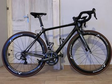 Used Trek Madone 5.2 H2 (Compact) 2012 2012 Road & Gravel, Black — image 1 of 18