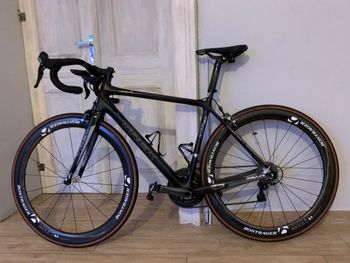 Used Trek Madone 5.2 H2 (Compact) 2012 2012 Road & Gravel, Black — image 2 of 18