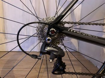 Used Trek Madone 5.2 H2 (Compact) 2012 2012 Road & Gravel, Black — image 5 of 18