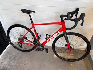 Trek - Domane AL 4 Gen 4 2024, 2024