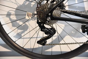 Tweedehands Cannondale Synapse Carbon 3 L 2023 2023 Road & Gravel — afbeelding 3 van 4