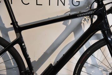 Tweedehands Cannondale Synapse Carbon 3 L 2023 2023 Road & Gravel — afbeelding 2 van 4