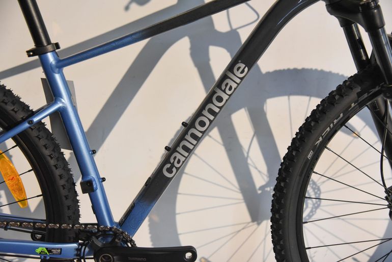 Used Cannondale Trail 3 2023 Mountainbike, Blue — image 2 of 5